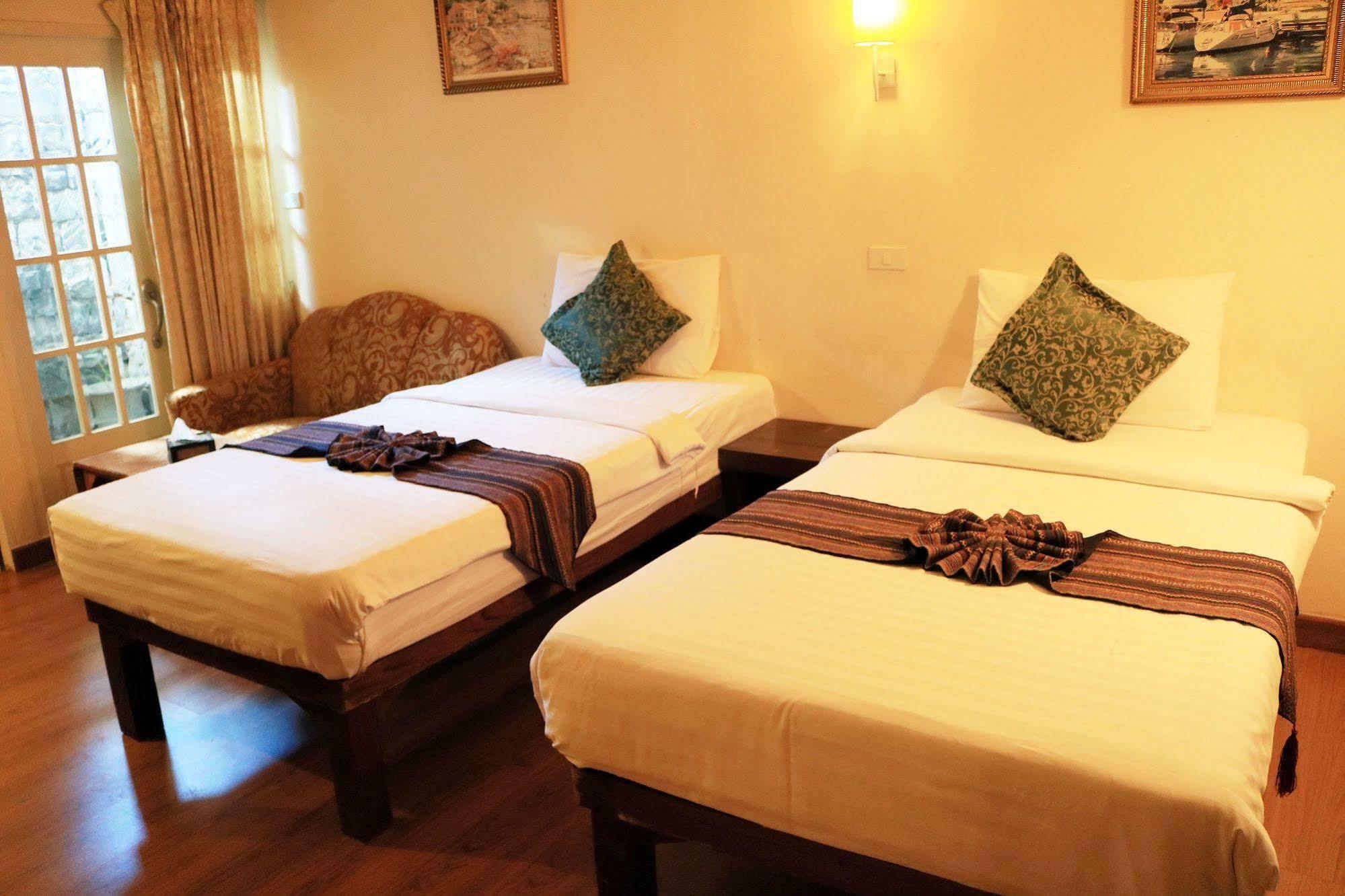 Bed and Breakfast I'M Happy à Chiang Mai Extérieur photo