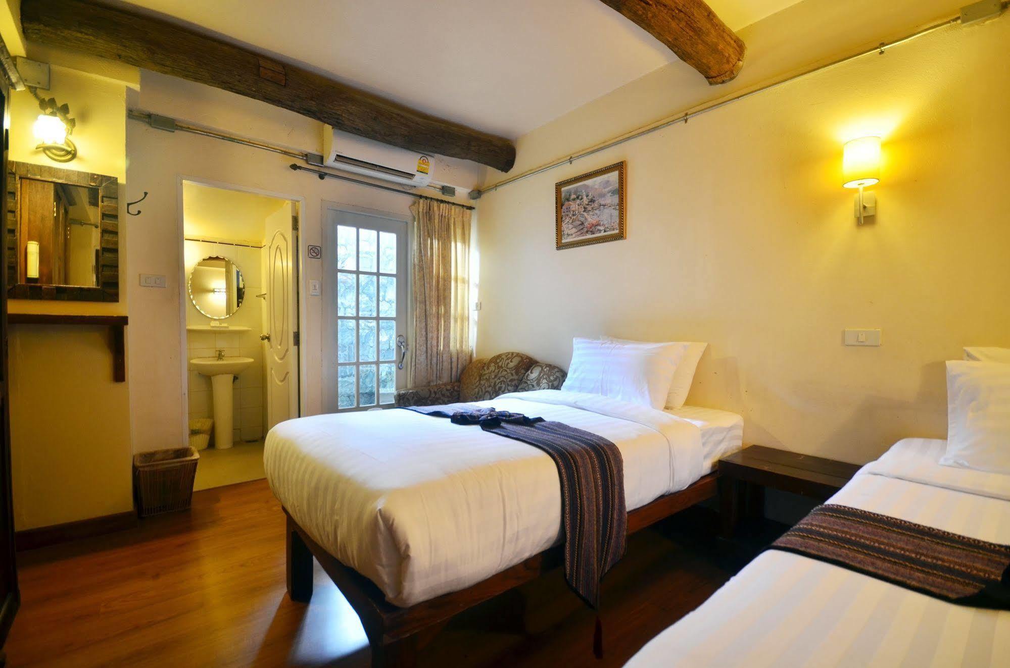 Bed and Breakfast I'M Happy à Chiang Mai Extérieur photo